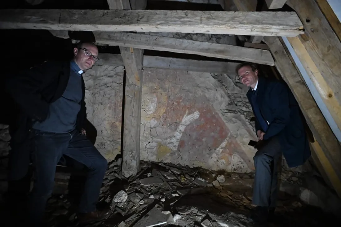 La fresque était invisible